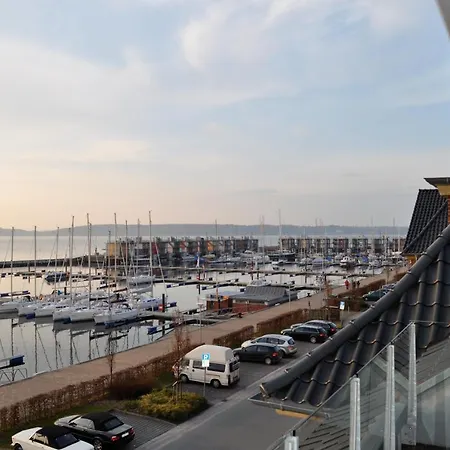 Fewo1846 - Baltic Lodge - Komfortable Maisonettewohnung Mit 3 Schlafzimmern, Balkon Und Blick Auf Die Marina Sonwik Flensburgo Exterior foto